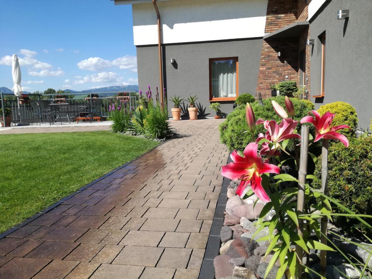 Pension Lunatyk Liptovský Mikuláš Extérieur photo
