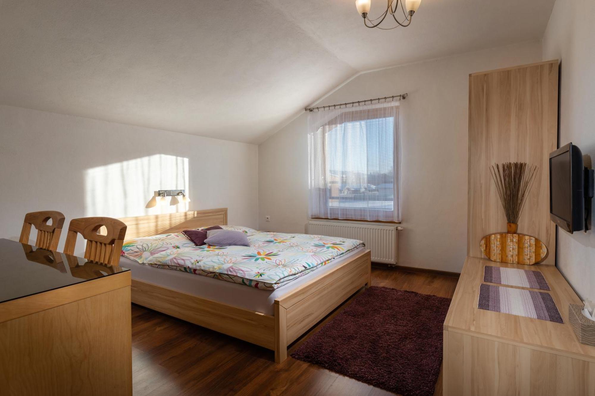 Pension Lunatyk Liptovský Mikuláš Extérieur photo