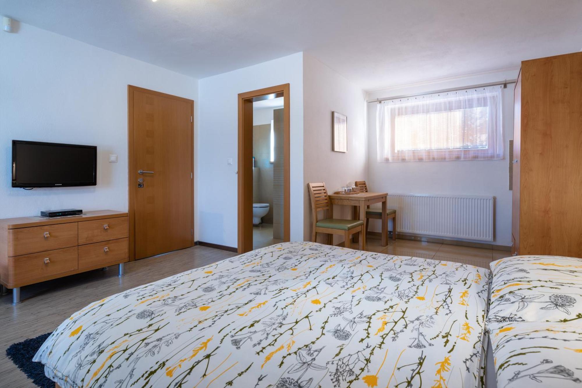 Pension Lunatyk Liptovský Mikuláš Extérieur photo